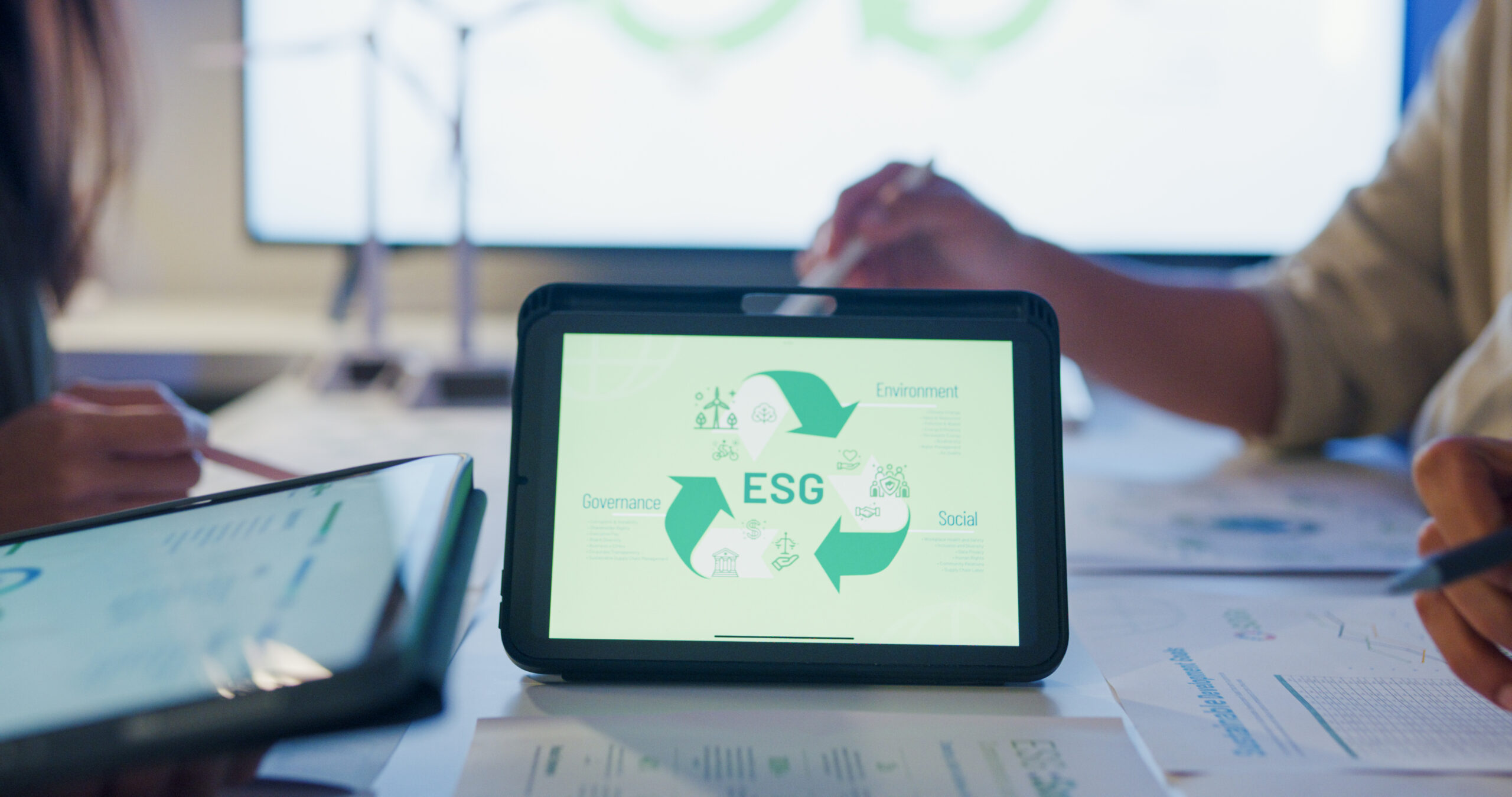 Closeup group Asia businesspeople talk ESG strategies risk manag hot car